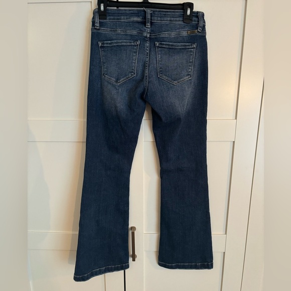 KanCan Estilo High Rise Flare Leg Jeans Size 26 petite Wash Stretch - Picture 2 of 5